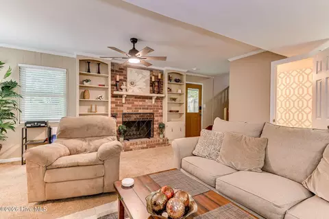 Living - 3304 Quaker Spring Rd, Augusta, GA 30907 photo 5 of 7