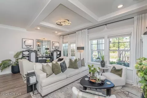 Living - 319 Sumac Trl, Evans, GA 30809 photo 4 of 4