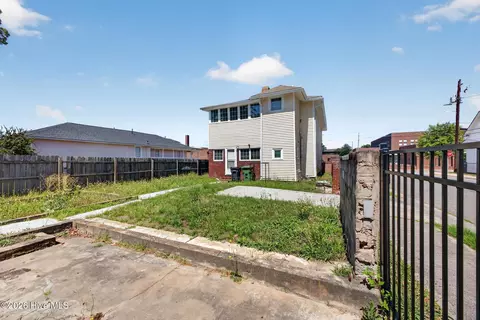 Exterior - 1102 Phillips St, Augusta, GA 30901 photo 3 of 4