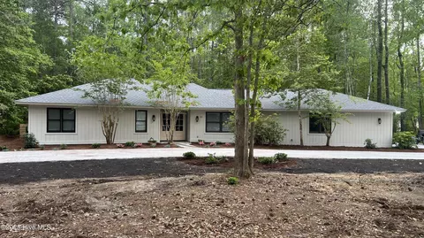 20 Sunfield Dr, Calabash, NC 28467