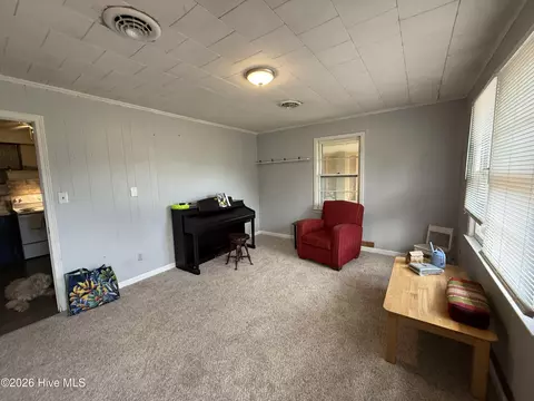 Living - 762 Marriner Rd, Roper, NC 27970 photo 3 of 3