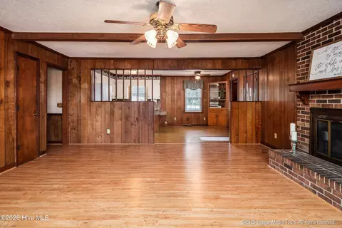 Living - 4824 Four Way Rd, Hookerton, NC 28538 photo 3 of 6