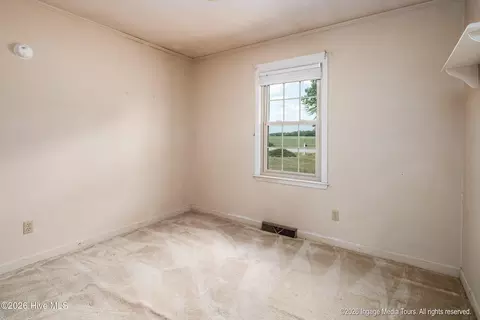 Bedroom - 4824 Four Way Rd, Hookerton, NC 28538 photo 6 of 7