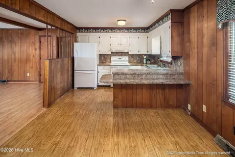 Kitchen - 4824 Four Way Rd, Hookerton, NC 28538 photo 3 of 3