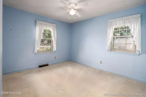 Bedroom - 4824 Four Way Rd, Hookerton, NC 28538 photo 4 of 7