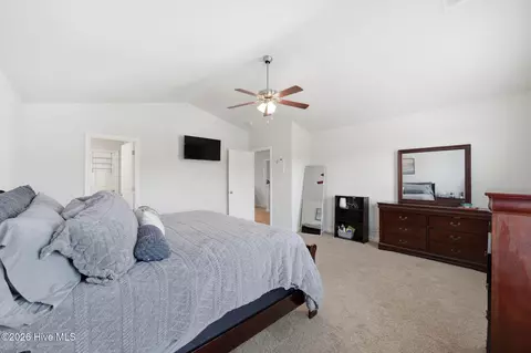 Bedroom - 421 Frida Rd, New Bern, NC 28560 photo 2 of 4