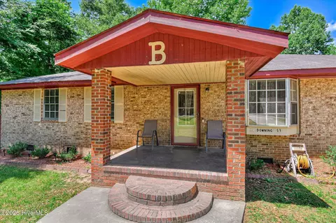 247 Downing St, Thomson, GA 30824 photo 3