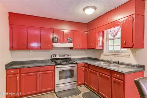 247 Downing St, Thomson, GA 30824 photo 8