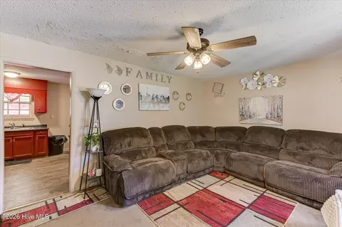 247 Downing St, Thomson, GA 30824 photo 5
