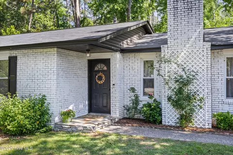 Exterior - 4567 Pinewood Dr, Evans, GA 30809 photo 2 of 4