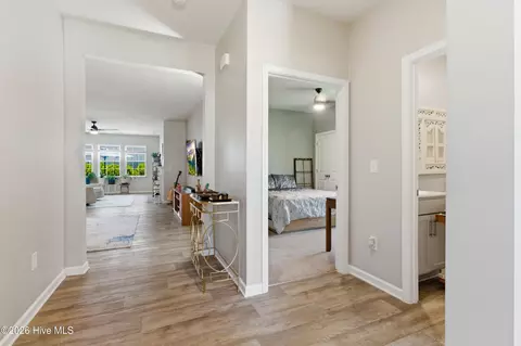 Entry Way - 302 Ginger Dr, New Bern, NC 28560 photo 2 of 2
