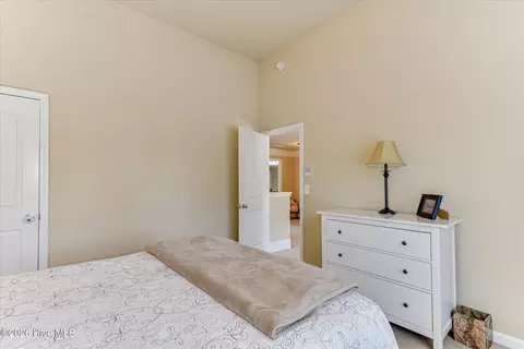 Bedroom - 209 Iris Glen Ct, Evans, GA 30809 photo 9 of 12