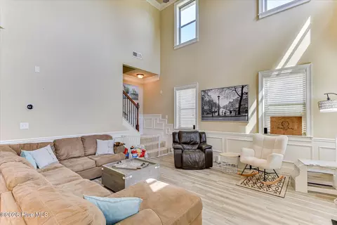 Living - 209 Iris Glen Ct, Evans, GA 30809 photo 1 of 2