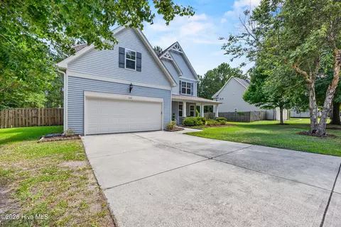 105 Pagoda Ct, Hampstead, NC 28443