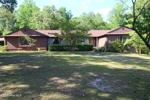 206 Shore Dr, Havelock, NC 28532