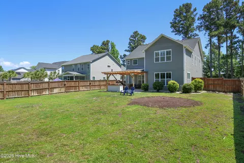 Exterior - 426 Grandview Dr, Hampstead, NC 28443 photo 5 of 6