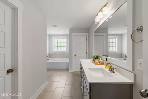 Bath - 426 Grandview Dr, Hampstead, NC 28443 photo 1 of 5