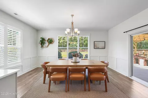 Dining - 426 Grandview Dr, Hampstead, NC 28443 photo 2 of 4