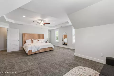 Bedroom - 426 Grandview Dr, Hampstead, NC 28443 photo 3 of 11