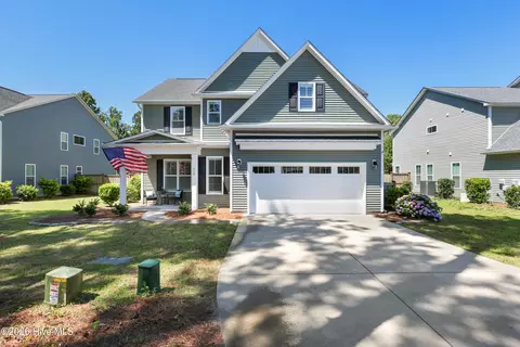 426 Grandview Dr, Hampstead, NC 28443