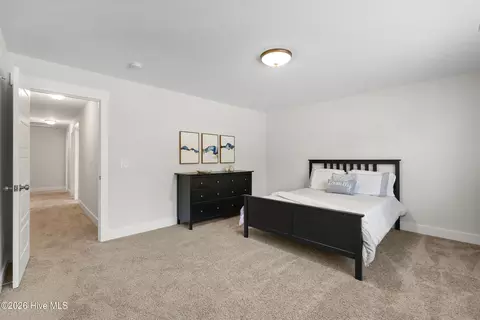 Bedroom - 426 Grandview Dr, Hampstead, NC 28443 photo 6 of 11