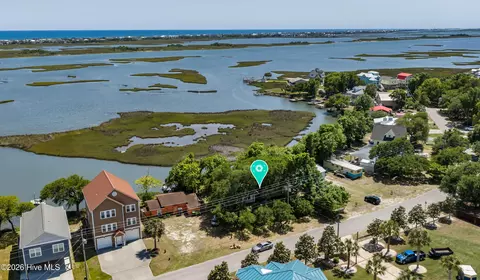 470 Little Kinston Rd, Surf City, NC 28445