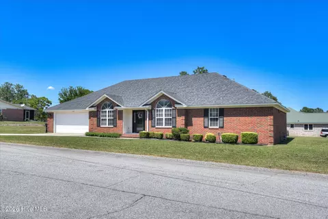 2949 Arrowwood Cir, Hephzibah, GA 30815