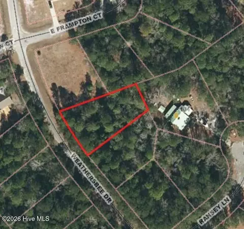 271 Weathersbee Dr, Hampstead, NC 28443