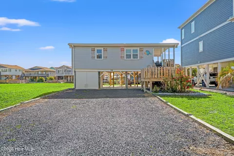 116 Tuna Dr, Holden Beach, NC 28462