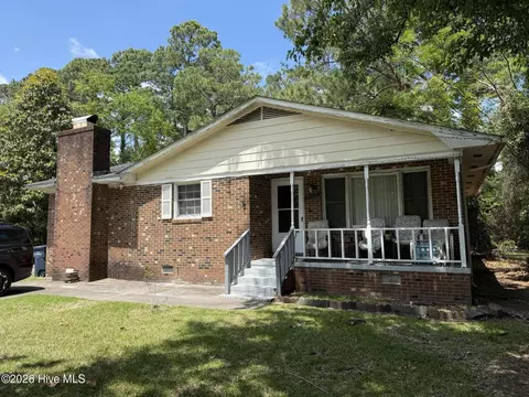 521 Brynn Marr Rd, Jacksonville, NC 28546