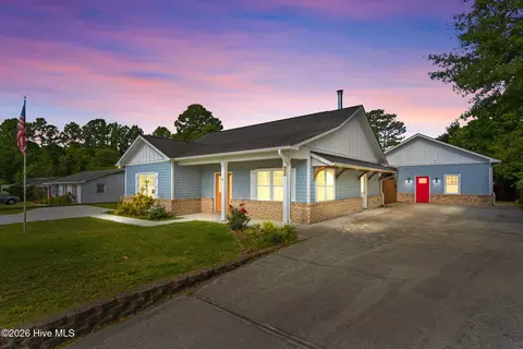 621 Hadley Ct, Wilmington, NC 28405
