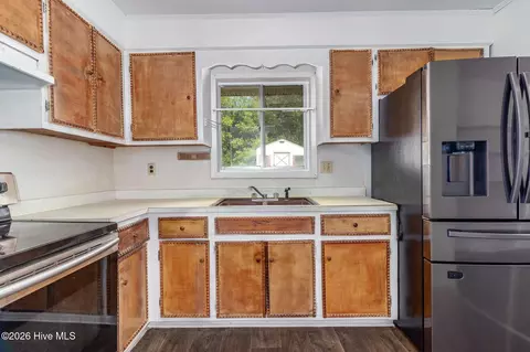 Kitchen - 304 Wiley Ave, Augusta, GA 30906 photo 4 of 4