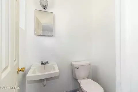 Bath - 304 Wiley Ave, Augusta, GA 30906 photo 1 of 2