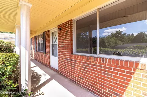 Exterior - 304 Wiley Ave, Augusta, GA 30906 photo 2 of 8