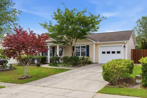 1609 Royal Pine Ct, Leland, NC 28451