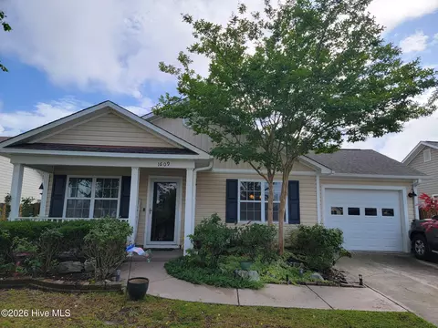1609 Royal Pine Ct, Leland, NC 28451