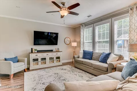 Living - 547 Bunchgrass St, Evans, GA 30809 photo 2 of 4