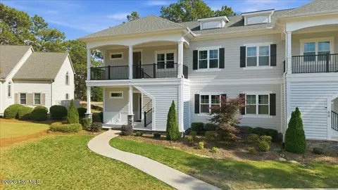 70 Cochrane Castle Cir, Pinehurst, NC 28374