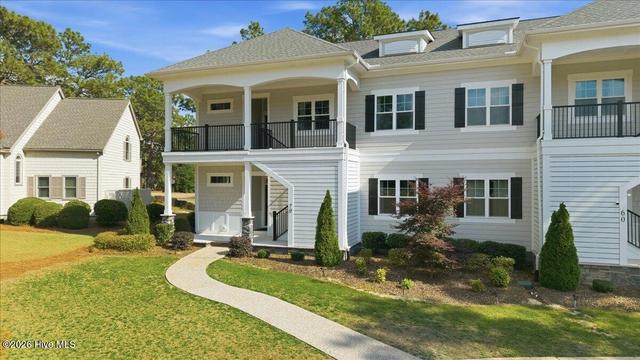 70 Cochrane Castle Cir, Pinehurst, NC 28374