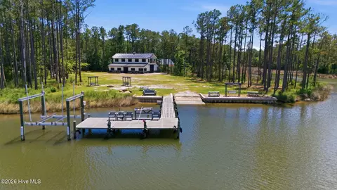 407 Point Of View Dr, Merritt, NC 28556