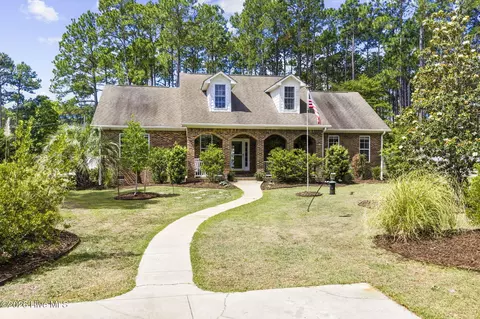 231 Berryknoll Dr NW, Calabash, NC 28467