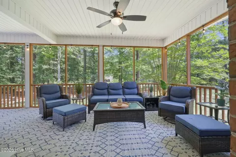 Exterior - 125 Thames Ln, Chocowinity, NC 27817 photo 5 of 12