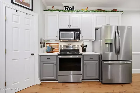 Kitchen - 125 Thames Ln, Chocowinity, NC 27817 photo 3 of 5