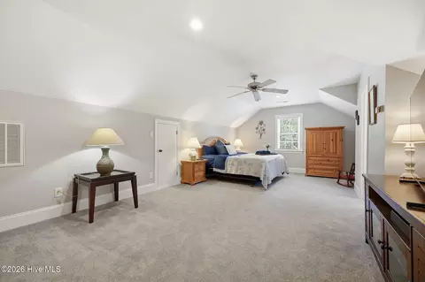 Bedroom - 125 Thames Ln, Chocowinity, NC 27817 photo 5 of 6