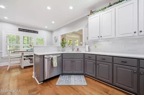 Kitchen - 125 Thames Ln, Chocowinity, NC 27817 photo 4 of 5