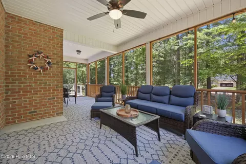 Exterior - 125 Thames Ln, Chocowinity, NC 27817 photo 6 of 12
