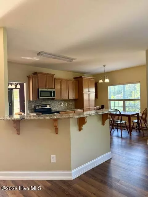 Kitchen - 1284 L Cooper Rd, Cameron, NC 28326 photo 2 of 3