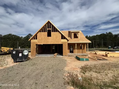 400 Mossy Cup Ln, Aberdeen, NC 28315