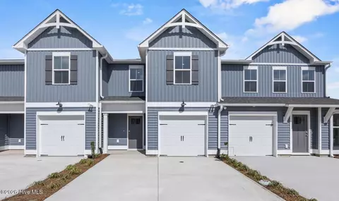39 W Pioneer Way #113, Hampstead, NC 28443