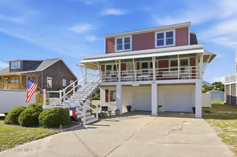 205 Club Colony Dr, Atlantic Beach, NC 28512